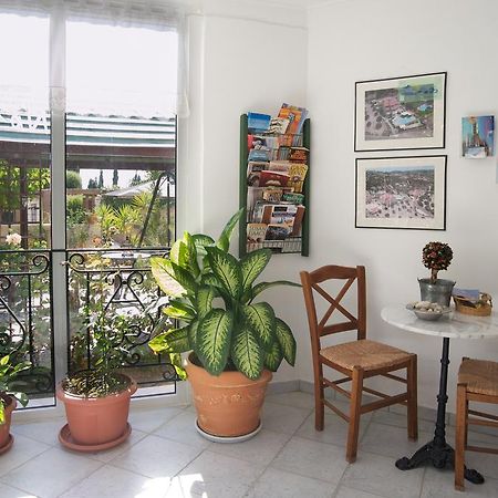 Nostos Studios Mousata Luaran gambar
